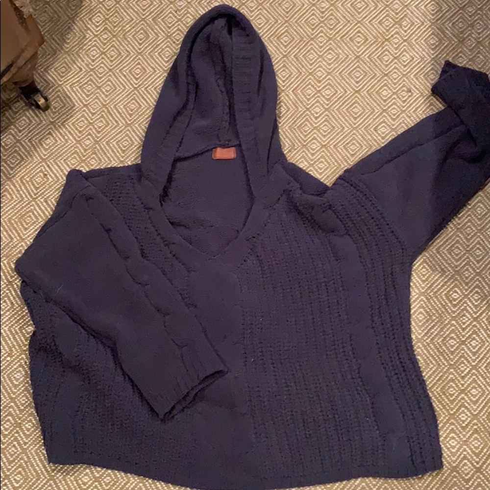 Soft, woven hoodie
